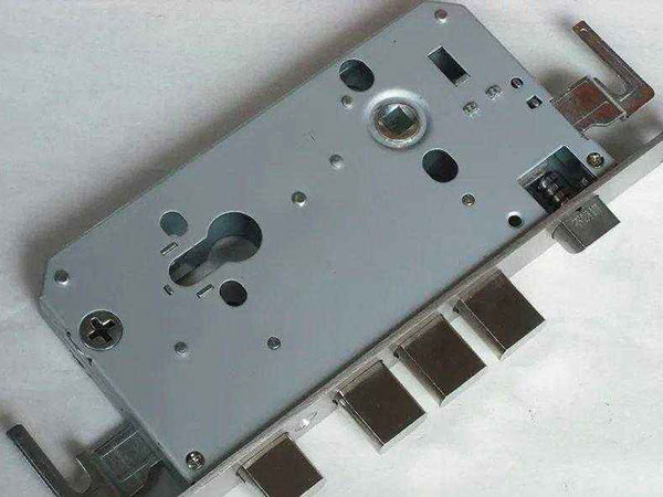 墨脱24小时上门开锁公司